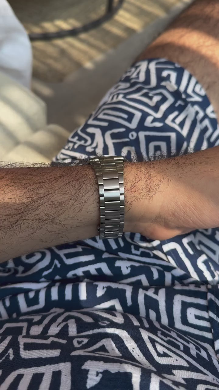 Load video: Oliver Swiss Precision Watch